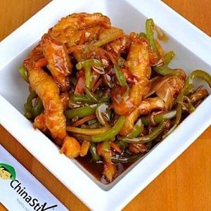 Курица в кляре с имбирным соусом, China Stix