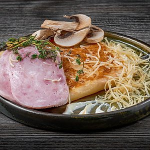 Блинчики с ветчиной, сыром и грибами консервированными, Кафе Проспект