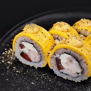 Ролл с креветкой в сыре чеддер, Oni Sushi