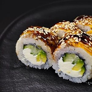 Ролл Чёрный дракон, Oni Sushi