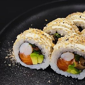 Ролл с лососем и креветкой, Oni Sushi