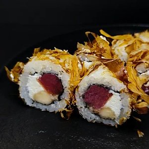 Ролл с тунцом и грушей, Oni Sushi