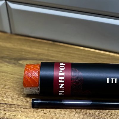Заказать Ролл Филадельфия с грушей в тубе, Oni Sushi
