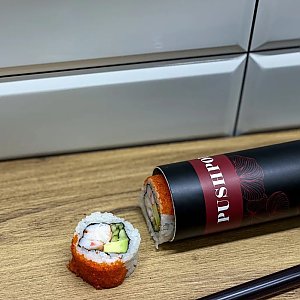 Ролл Калифорния в тубе, Oni Sushi