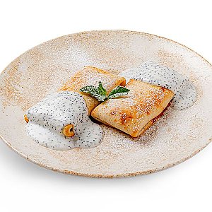 Блинчики с творогом и ванильным соусом, CAFE GARAGE - Гродно
