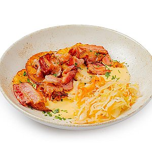 Драники с грудинкой и сырным соусом, CAFE GARAGE - Минск