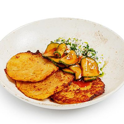 Заказать Драники с риетом из копченого судака, CAFE GARAGE - Гродно