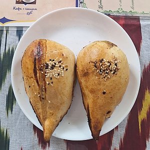 Самса из тандыра с кусковой говядиной, Узбекская Чайхана