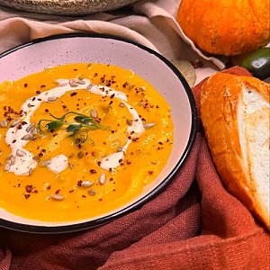 Тыквенный крем-суп со сливками, ДраникЪ