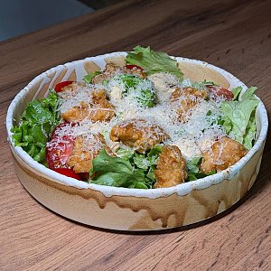 Салат с курицей, Токио