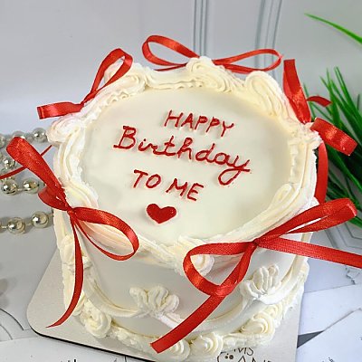 Заказать Бенто - торт Ламбет с красными лентами размер L, Ms Candy