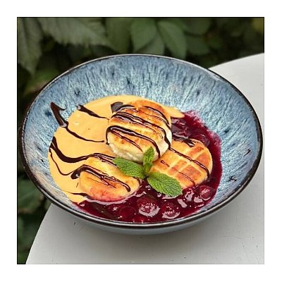 Заказать Сырники со сгущенкой и вишней, Тэмпл