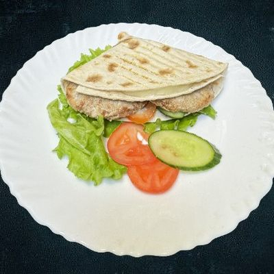 Заказать Гриль-сэндвич с котлетой, ЧебурекМи - Молодечно