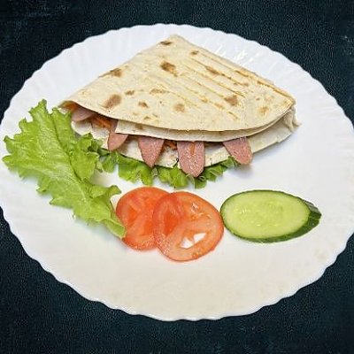 Заказать Гриль-сэндвич с колбасками, ЧебурекМи - Молодечно