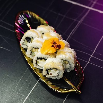 Заказать Ролл Версальский Рошен с солёной карамелью, Кабаре-клуб Вельвет