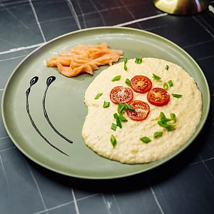 Классический кремовый омлет, Кабаре-клуб Вельвет