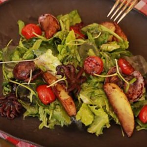 Салат с морепродуктами, Эсперанто