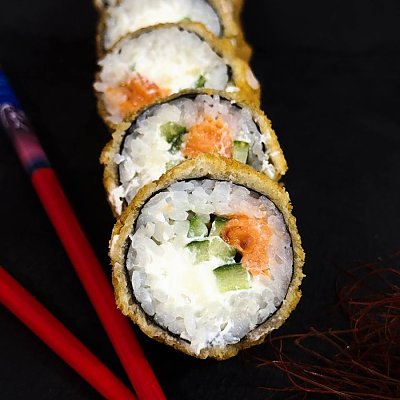 Заказать Темпура с лососем и огурцом, Суши-бар Тяга