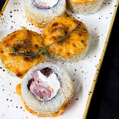 Заказать Ролл запеченный с беконом, Суши-бар Тяга