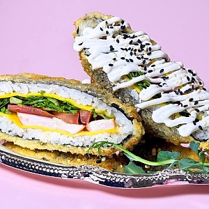 Суши сэндвич Цезарь, Суши-бар Тяга