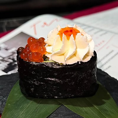 Заказать Гункан с огурчиком и икрой, Суши-бар Тяга