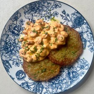 Драники с мачанкой из грудинки и колбасок, Пельменная 1961
