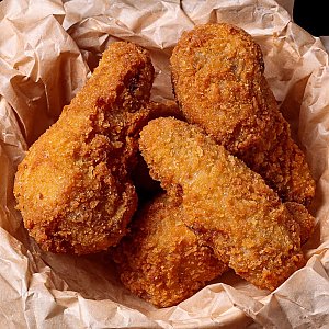 Жареные острые крылья в кляре, ПарККинг