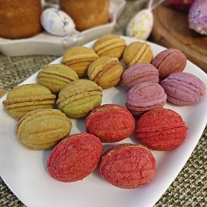 Орешки со сгущённым молоком, Маришкейк