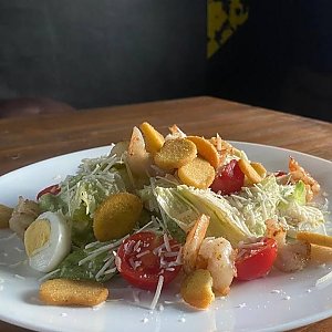 Салат Цезарь с креветками, Чилаут