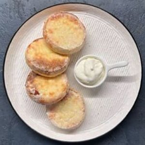 Сырники со сметаной, Еда Тут Бай