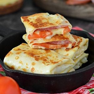Блин с охотничьими колбасками, Шеф Блинчик