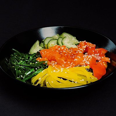 Заказать Поке с лососем, YAKUZA SUSHI