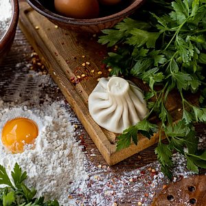 Хинкали с говядиной и зеленью, Хинкальня - Брест