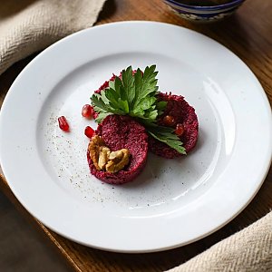 Пхали из свёклы, Хинкальня - Брест