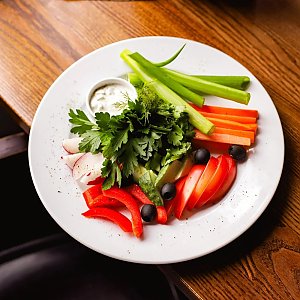 Ассорти овощей и зелени, Хинкальня - Брест