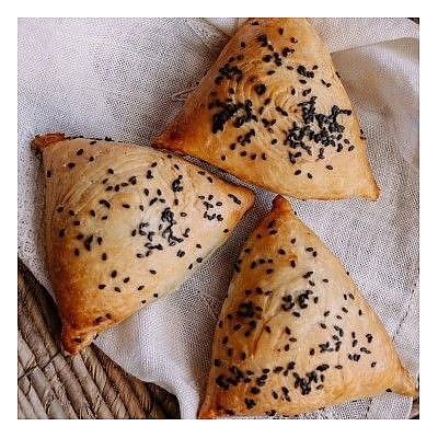 Заказать Самса с бараниной, Тандыр-пекарня Kinza