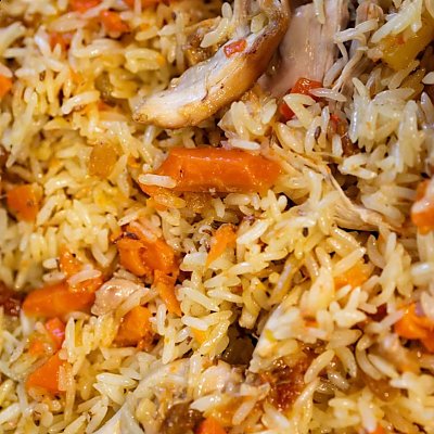 Заказать Плов с курицей (1000г), Тандыр-пекарня Kinza