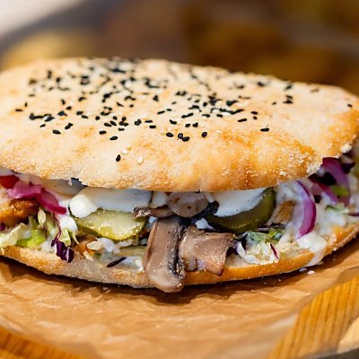 Заказать Донер в пите Грибной (430г), Тандыр-пекарня Kinza