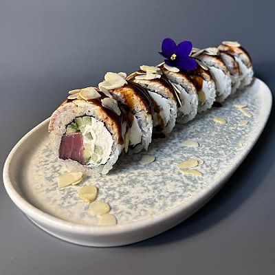 Заказать Ролл Королевский Дракон с тунцом, ХатиКо
