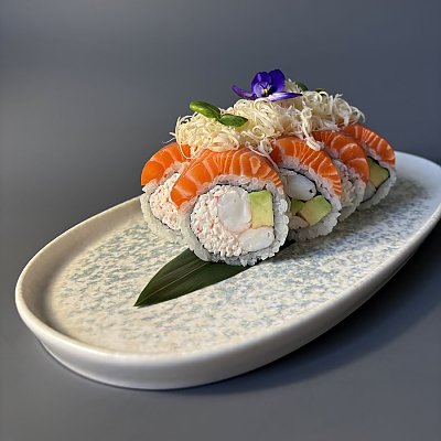 Заказать Ролл с креветкой и пармезаном, ХатиКо