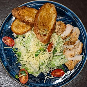 Салат Цезарь с курицей, Rasskazov