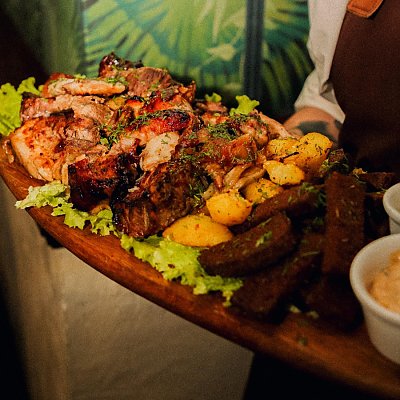 Заказать Пивная трапеза, Rasskazov