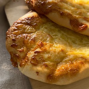 Сырная лепёшка, Rasskazov
