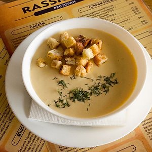 Сырный крем-суп с сухариками, Rasskazov