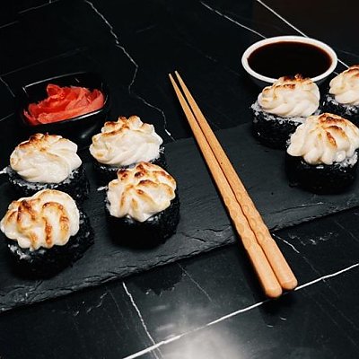 Заказать Запеченный ролл Игуру, Black Roll