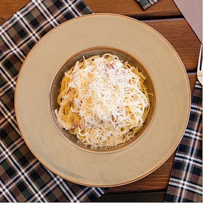 Заказать Паста Карбонара с беконом в сливочном соусе, Кофейня ДОМ