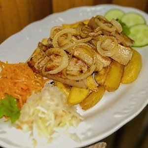 Бульбочка смачная, Кафе-бар Терем