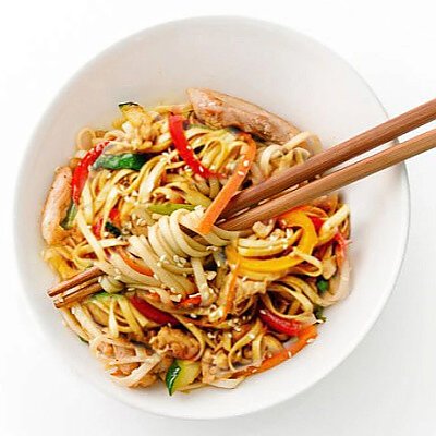 Заказать Тори Карри Яки Удон с курицей, SUSHI HOUSE - Солигорск