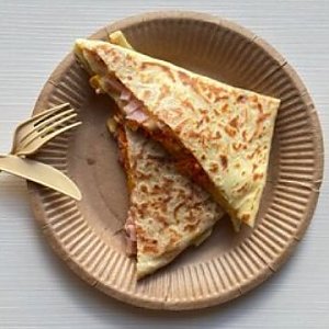Блин с грибами, Блинная