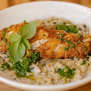 Орзо с цыплёнком, шампиньонами и песто, Papi Pizza
